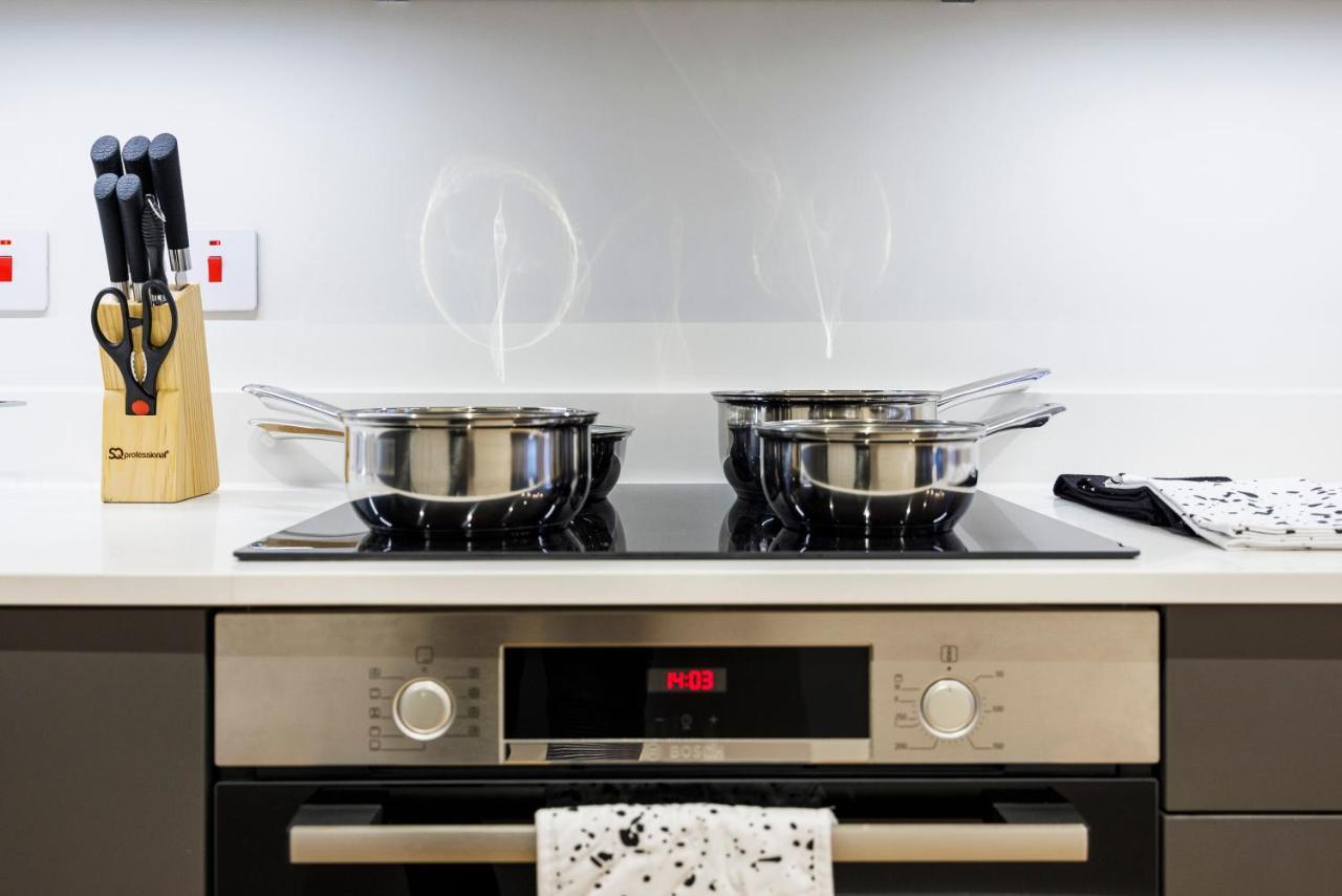 Luxury Spacious 2 Bed Apartment, London - Sk Kültér fotó